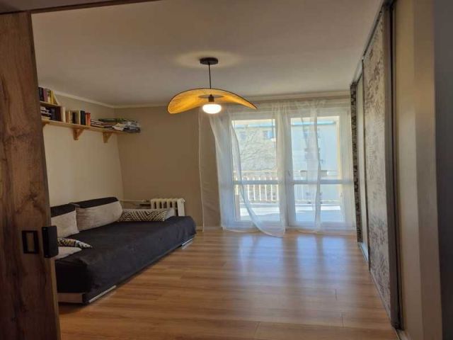 Mieszkanie 4-pokojowe Toruń, ul. Bażyńskich. Zdjęcie 1