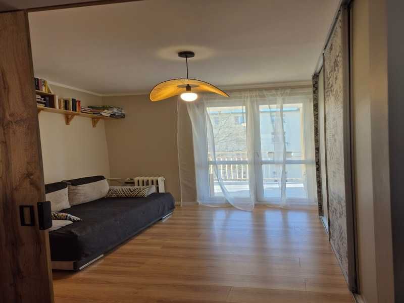 Mieszkanie 4-pokojowe Toruń, ul. Bażyńskich. Zdjęcie 1