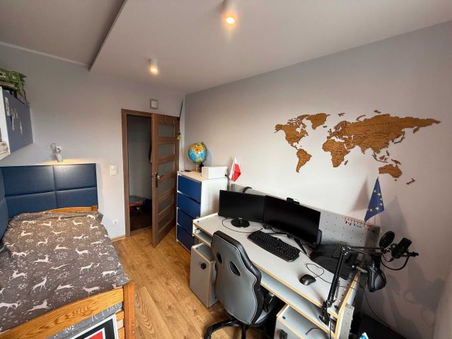 Mieszkanie 4-pokojowe Ostrów Wielkopolski. Zdjęcie 1