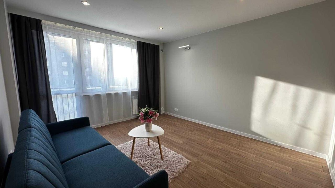 Mieszkanie 4-pokojowe Kielce KSM, ul. Romualda. Zdjęcie 1