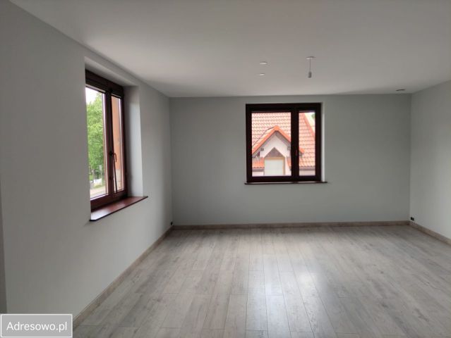 Mieszkanie 3-pokojowe Żywiec, ul. Komonieckiego. Zdjęcie 1