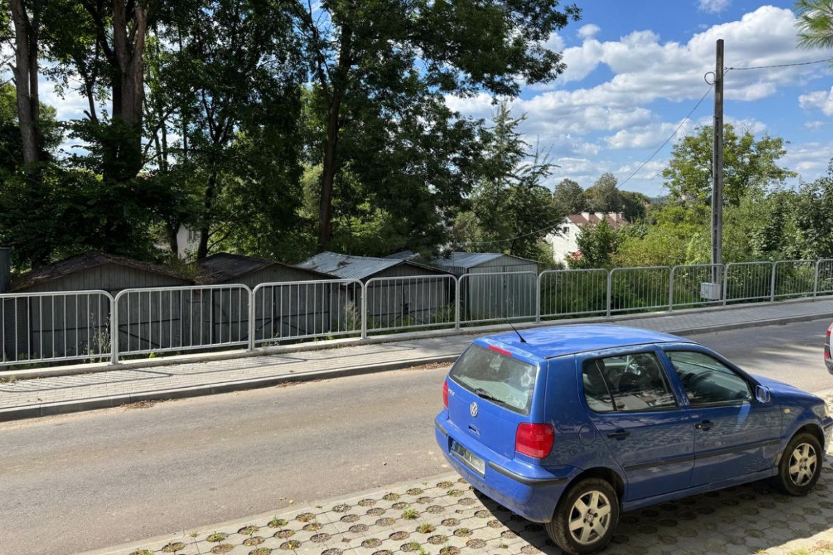 Działka inwestycyjna Lesko, ul. Piotra Kmity. Zdjęcie 10