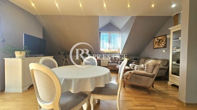 dom wolnostojący, 5 pokoi Lesięcin. Zdjęcie 1