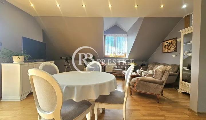 dom wolnostojący, 5 pokoi Lesięcin