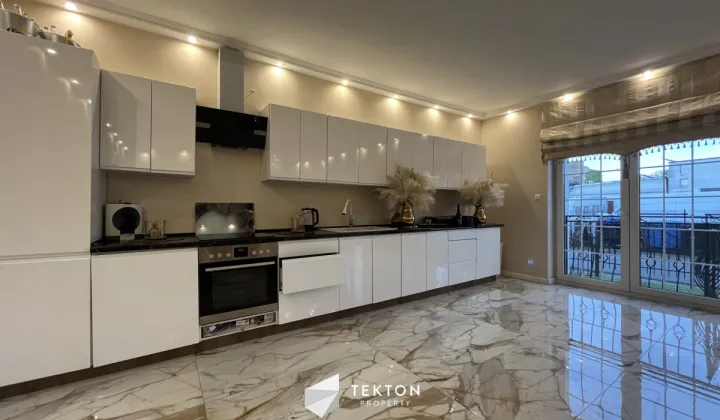 dom wolnostojący, 16 pokoi Poznań Ławica