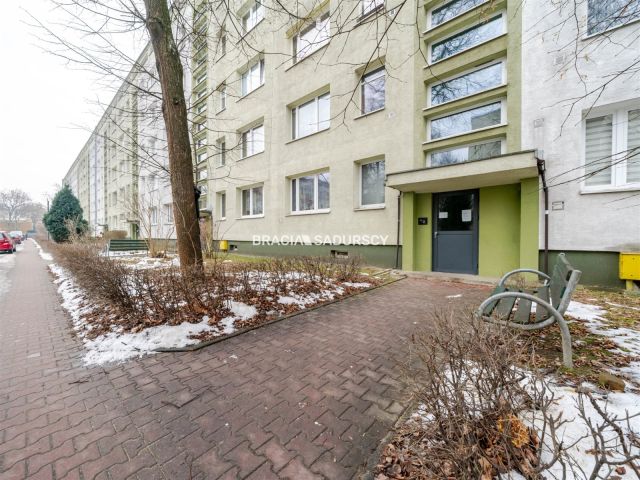 Mieszkanie 2-pokojowe Kraków Nowa Huta, os. Kolorowe. Zdjęcie 2