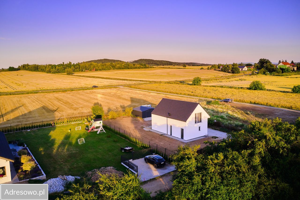 dom wolnostojący, 5 pokoi Czernica. Zdjęcie 12