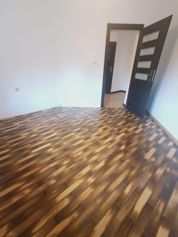 dom wolnostojący, 6 pokoi Piotrów. Zdjęcie 19