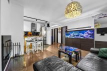 Mieszkanie 4-pokojowe Marki. Zdjęcie 4