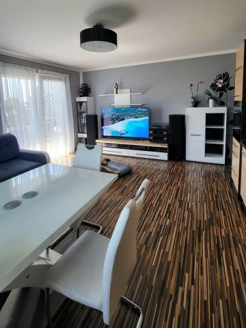 Mieszkanie 3-pokojowe Zieleniewo, ul. Malinowa. Zdjęcie 1