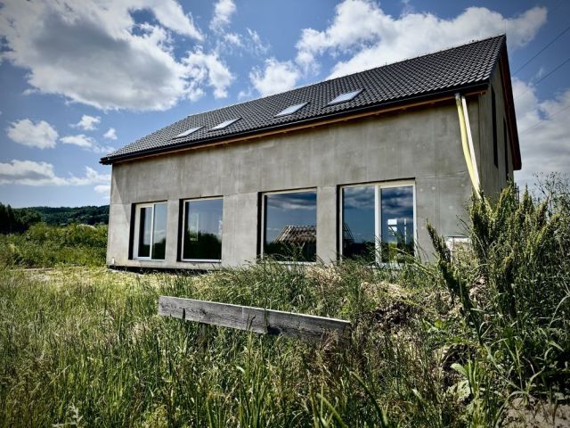 Mieszkanie 4-pokojowe Czadrów. Zdjęcie 1