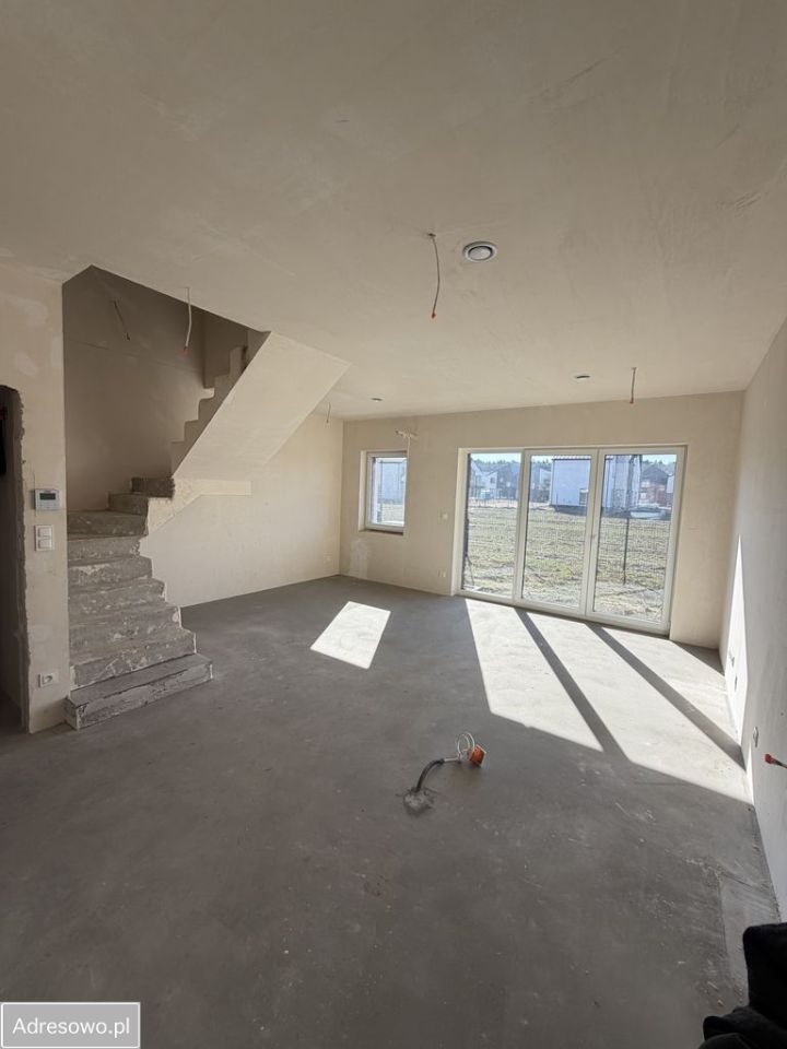 bliźniak, 4 pokoje Słomin. Zdjęcie 6