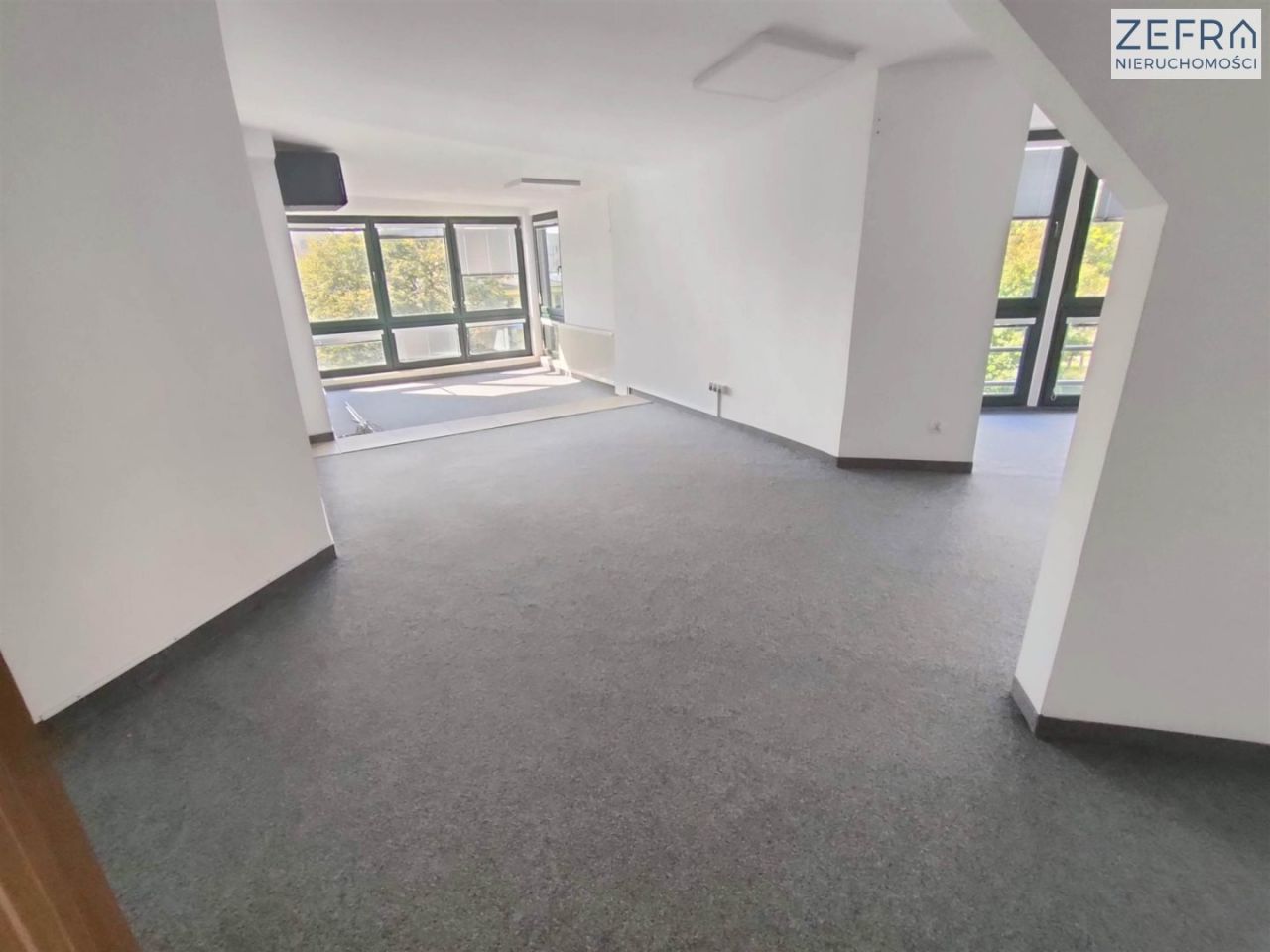 Biuro Kraków Prądnik Biały, ul. Opolska. Zdjęcie 5