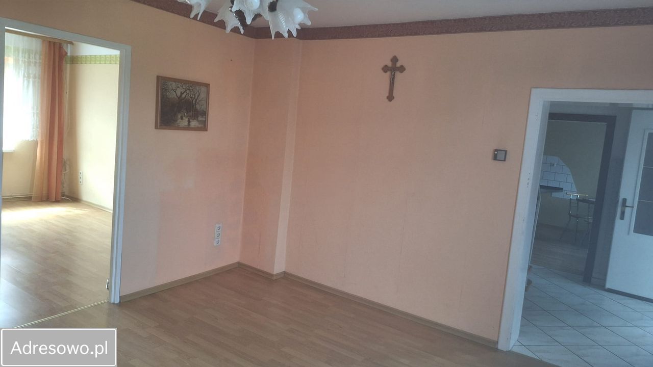 dom wolnostojący, 5 pokoi Rozmierka, ul. Powstańców Śląskich. Zdjęcie 11