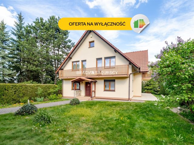 dom wolnostojący, 9 pokoi Kraków Podgórze Duchackie, ul. Turniejowa. Zdjęcie 1