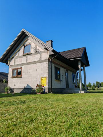 dom wolnostojący, 4 pokoje Mniszek. Zdjęcie 1