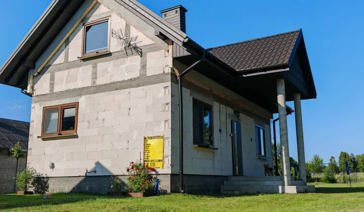 dom wolnostojący, 4 pokoje Mniszek