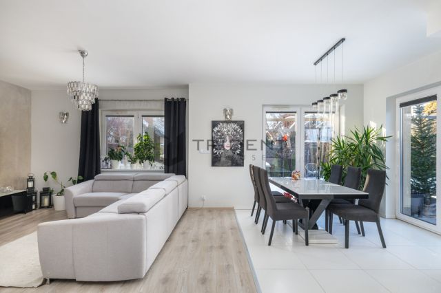 bliźniak, 5 pokoi Krupia Wólka. Zdjęcie 2