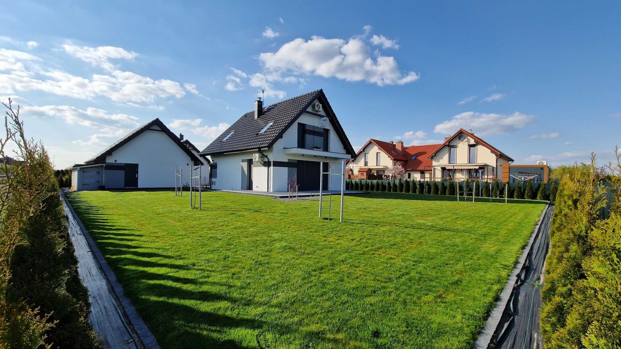 dom wolnostojący Szymanów. Zdjęcie 3