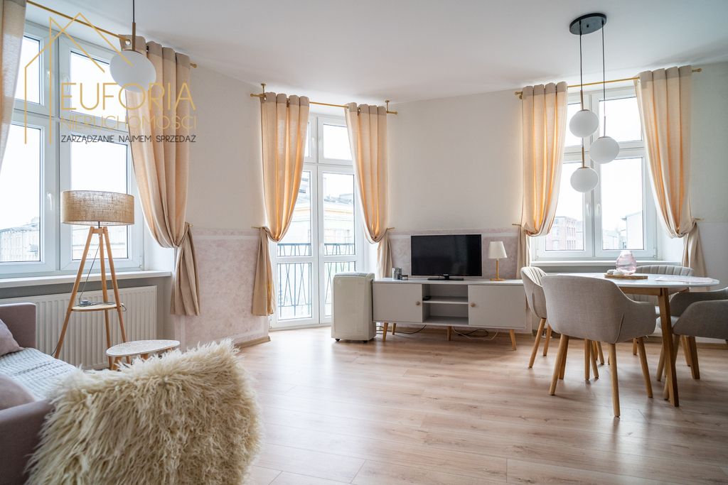 Mieszkanie 2-pokojowe Łódź, al. 1 Maja. Zdjęcie 2