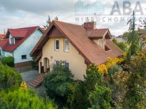 dom wolnostojący, 4 pokoje Koło, ul. Leopolda Staffa