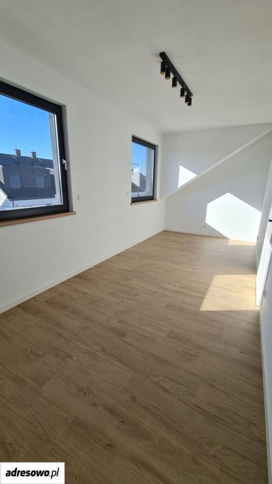 bliźniak, 6 pokoi Pisarzowice, ul. Tęczowa. Zdjęcie 9