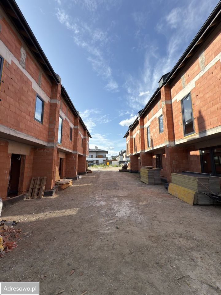 bliźniak, 4 pokoje Marki, ul. Wesoła. Zdjęcie 2