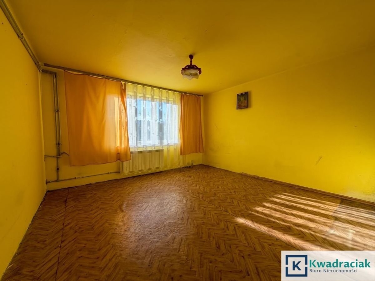 dom wolnostojący, 2 pokoje Święcany. Zdjęcie 6