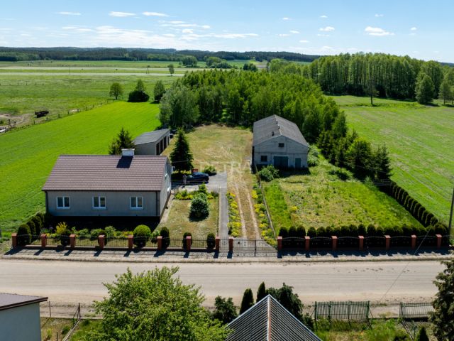 dom wolnostojący, 5 pokoi Zembrzus-Mokry Grunt. Zdjęcie 2