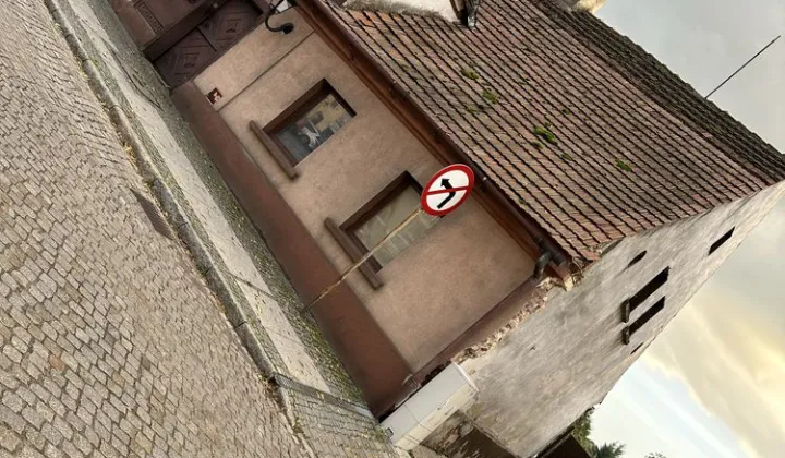 dom wolnostojący Sułów, rynek Rynek