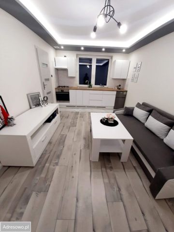 Mieszkanie 2-pokojowe Ostrów Wielkopolski, ul. Sobieskiego. Zdjęcie 1