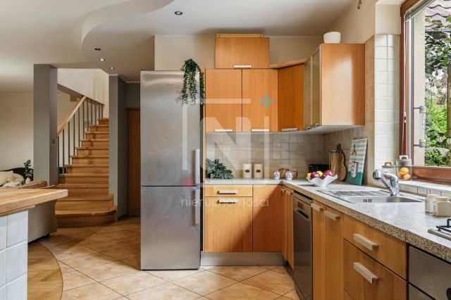 dom szeregowy, 4 pokoje Warszawa Wesoła, ul. Mazowiecka. Zdjęcie 10