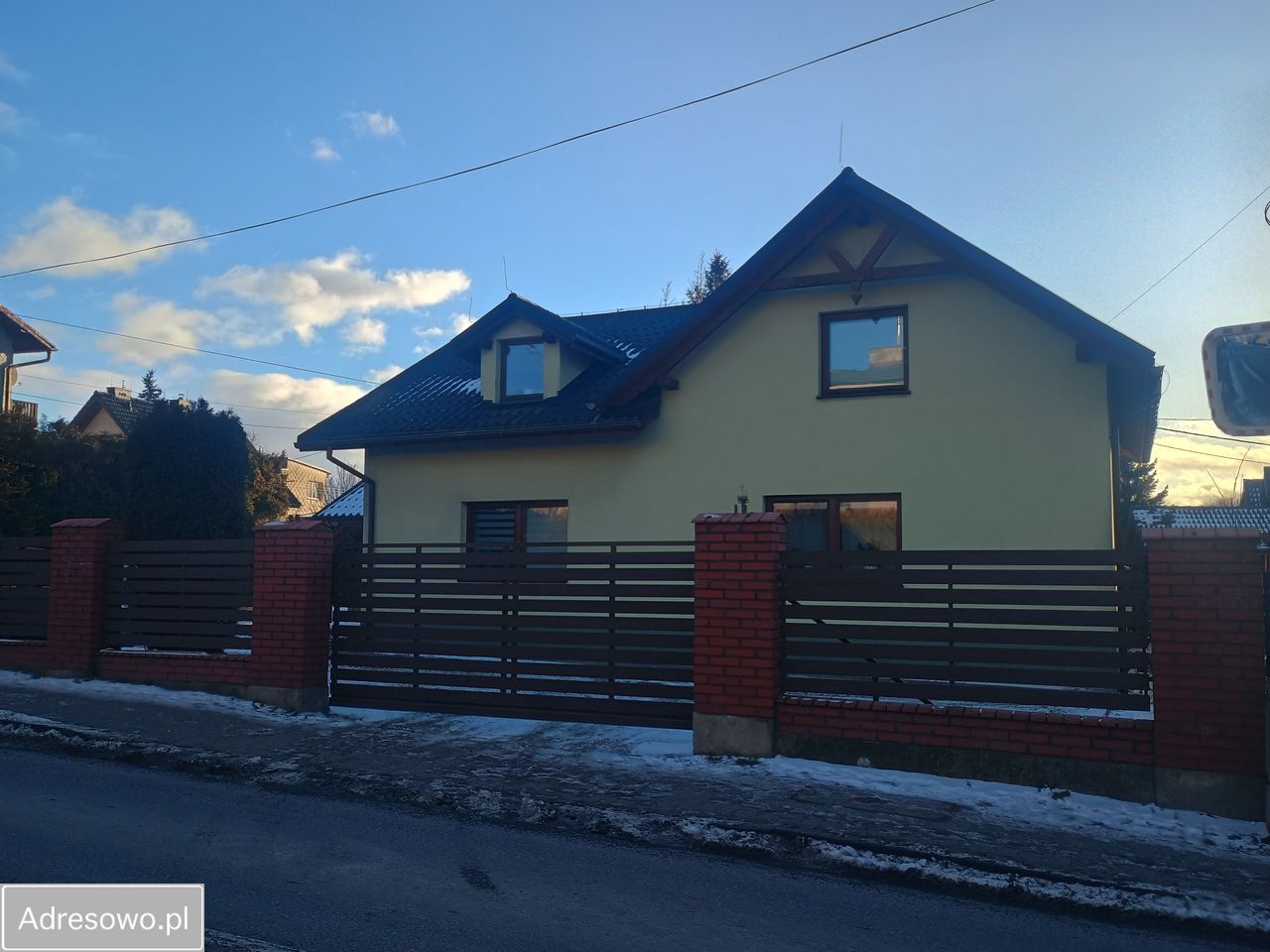 dom wolnostojący, 5 pokoi Wilkowice