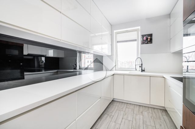 Mieszkanie 2-pokojowe Kraków Kurdwanów, ul. Marii i Bolesława Wysłouchów. Zdjęcie 1