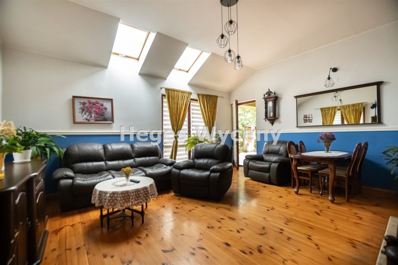 dom wolnostojący, 3 pokoje Czernica. Zdjęcie 3