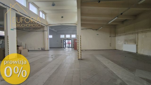 Hala/magazyn Piotrków Trybunalski, al. 3 Maja. Zdjęcie 3