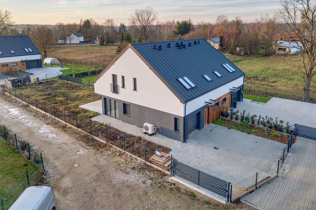 bliźniak, 4 pokoje Orzeszyn. Zdjęcie 25