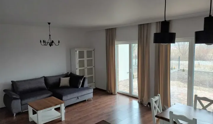 bliźniak, 5 pokoi Koło