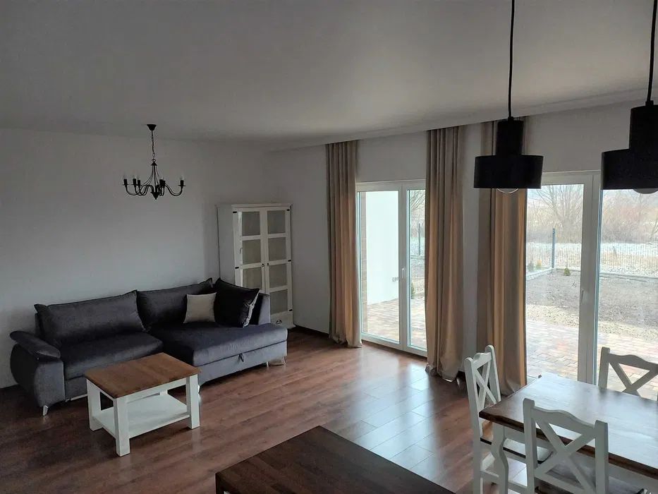 bliźniak, 5 pokoi Koło