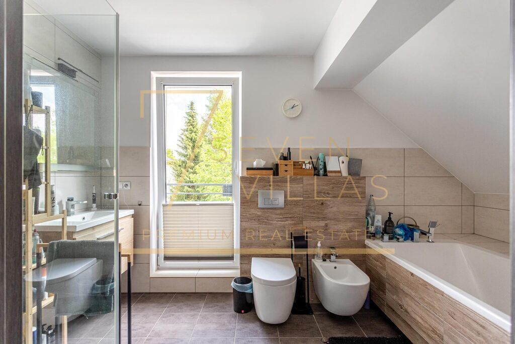 bliźniak, 6 pokoi Łazy. Zdjęcie 15