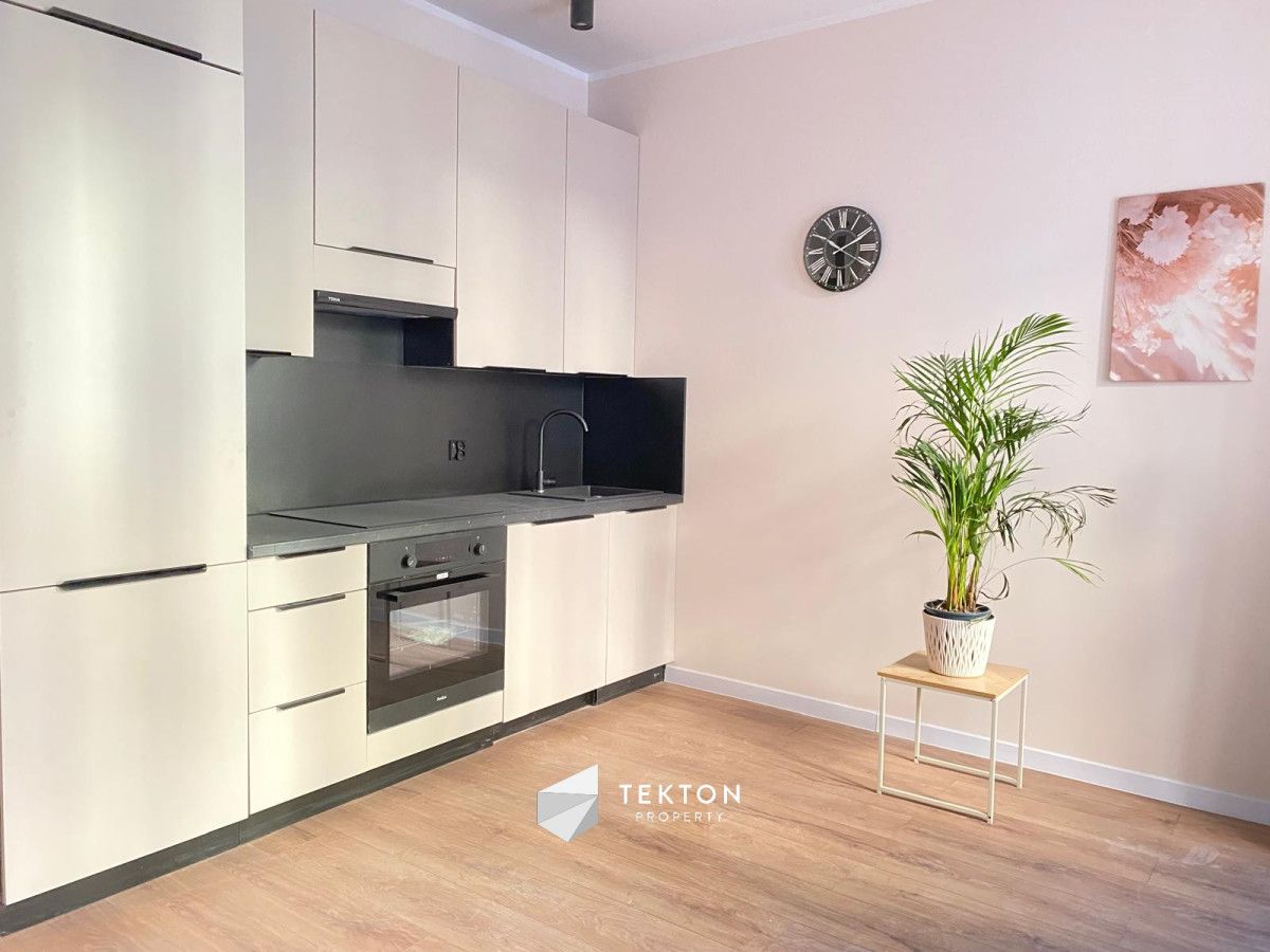 Mieszkanie 2-pokojowe Poznań Łazarz, ul. Kolejowa. Zdjęcie 1