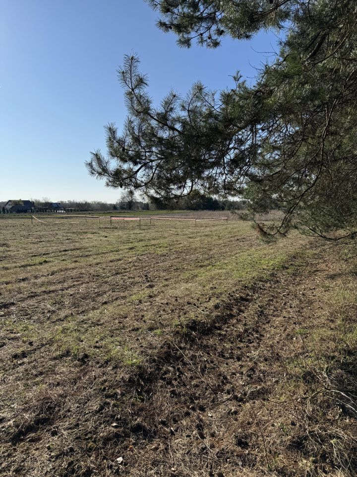 Działka budowlana Łęczna Bobrowniki, ul. Akacjowa. Zdjęcie 1