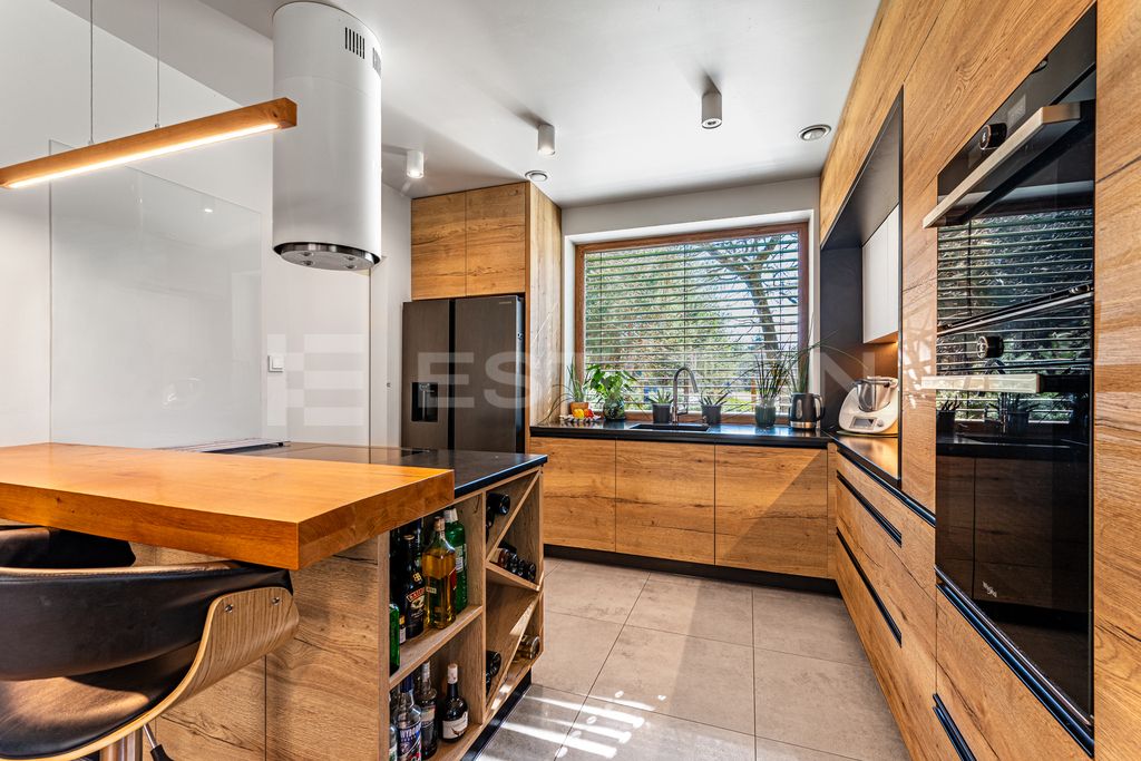 dom wolnostojący, 6 pokoi Kamionka. Zdjęcie 3