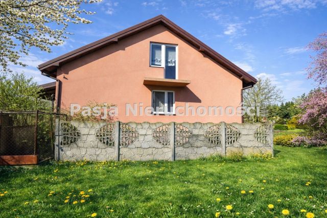 dom wolnostojący, 5 pokoi Radzanowo, ul. Płocka. Zdjęcie 2