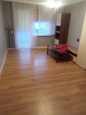 Mieszkanie 2-pokojowe Ozimek, ul. księdza Kałuży. Zdjęcie 1