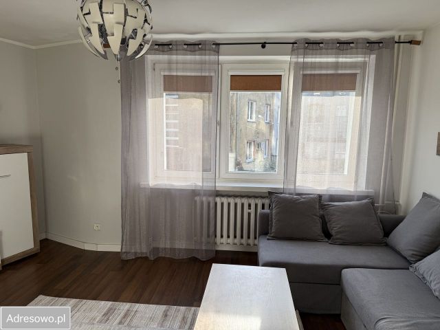 Mieszkanie 1-pokojowe Gdynia Grabówek, ul. Komandorska. Zdjęcie 1