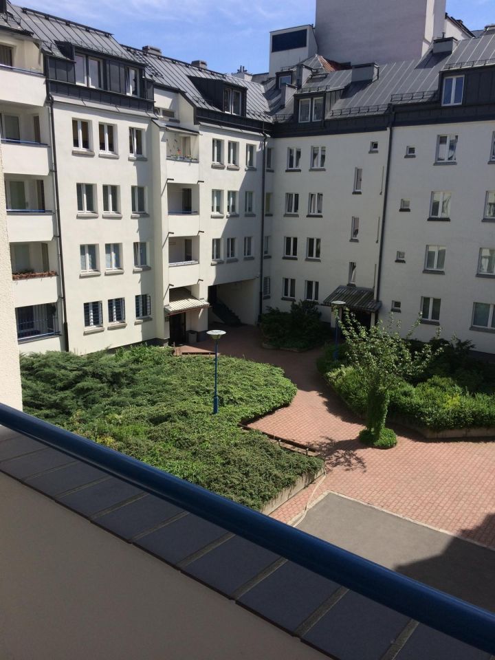 Mieszkanie 3-pokojowe Warszawa Śródmieście, ul. Hoża. Zdjęcie 12