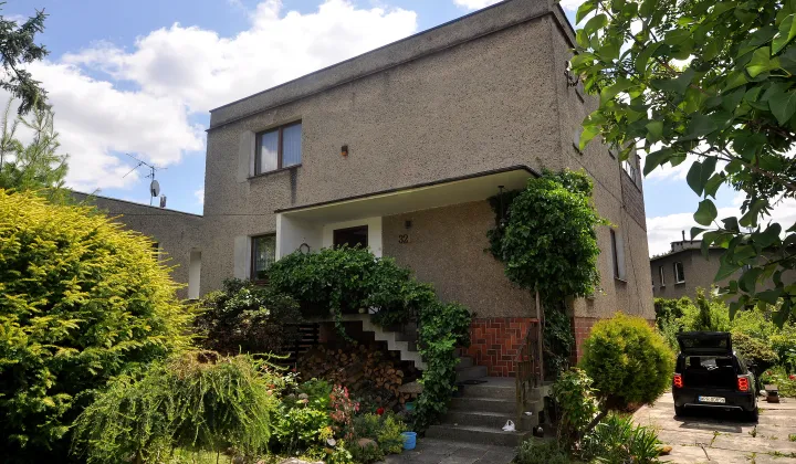 dom wolnostojący, 6 pokoi Katowice Brynów, ul. Dzięciołów