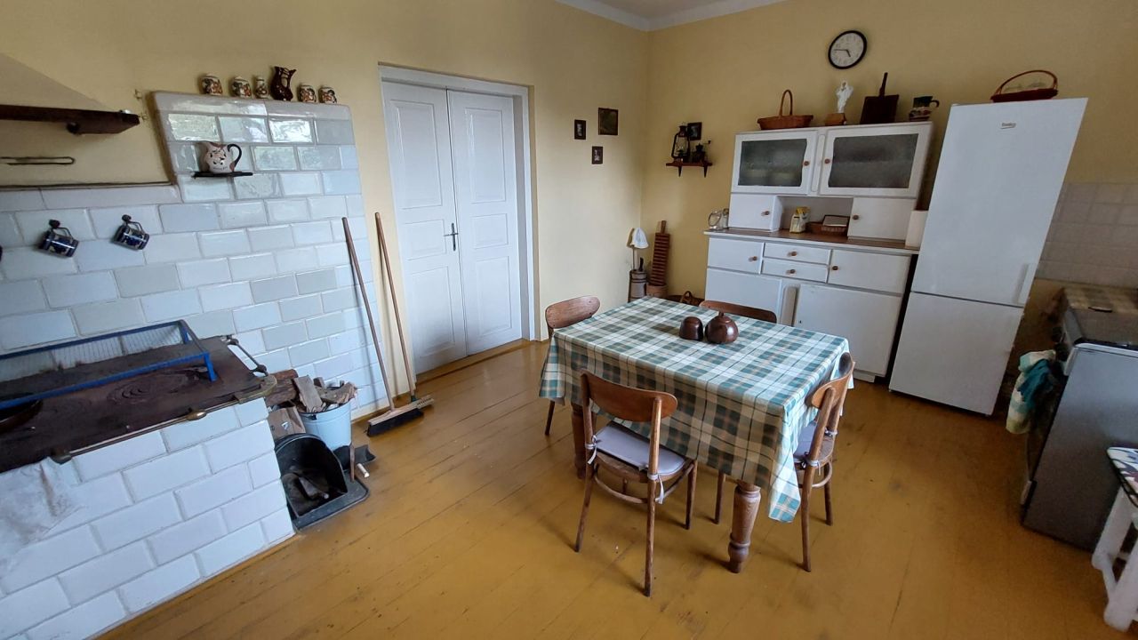 dom wolnostojący, 3 pokoje Chotów, Chotów. Zdjęcie 3