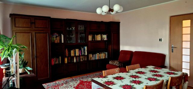 Mieszkanie 4-pokojowe Mielec Smoczka, ul. Władysława Warneńczyka. Zdjęcie 1